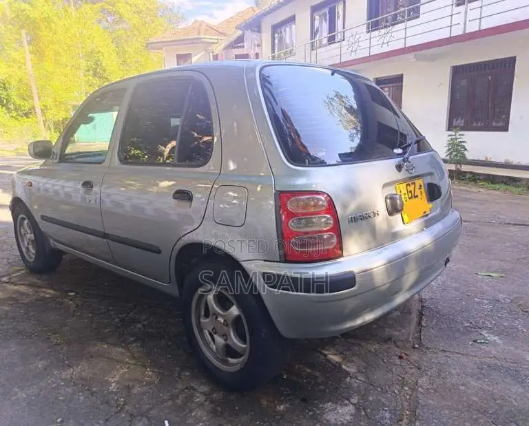 Nissan March K11 2000 Car (Used)
