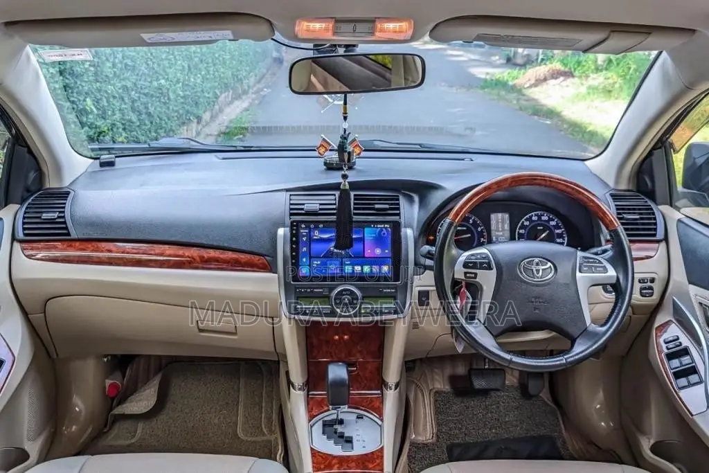 Toyota Premio 2013 Car (Used)