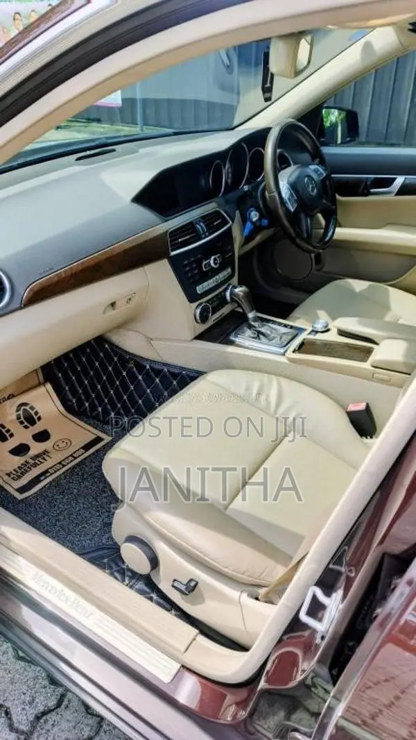 Mercedes-Benz C180 2013 Car (Used)