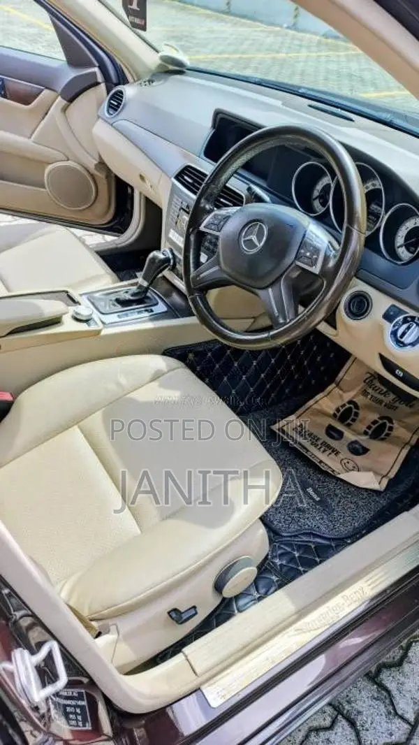 Mercedes-Benz C180 2013 Car (Used)