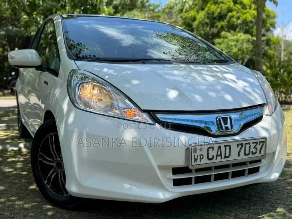 Honda Fit GP1 2012 Car (Used)