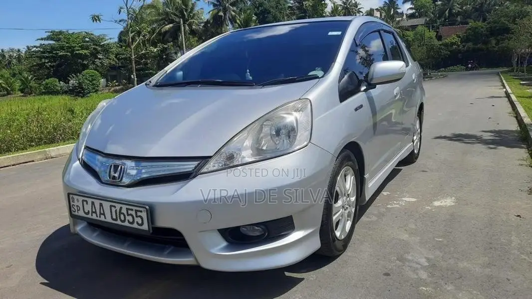 Honda FIT SHUTTLE GP2 2013 Car (Used)