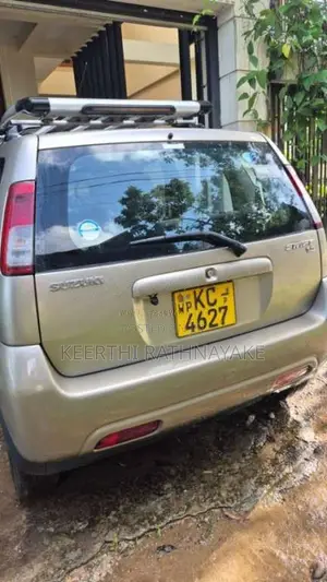 Suzuki Swift 2004 Car (Used)