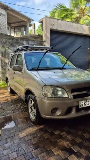 Suzuki Swift 2004 Car (Used)