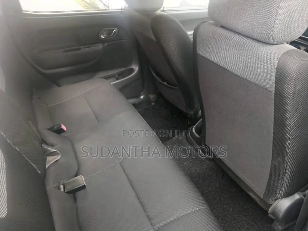 Suzuki Swift 2004 Car (Used)