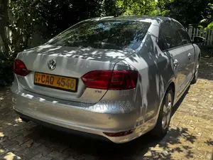 Volkswagen Jetta 2016 Car (Used)