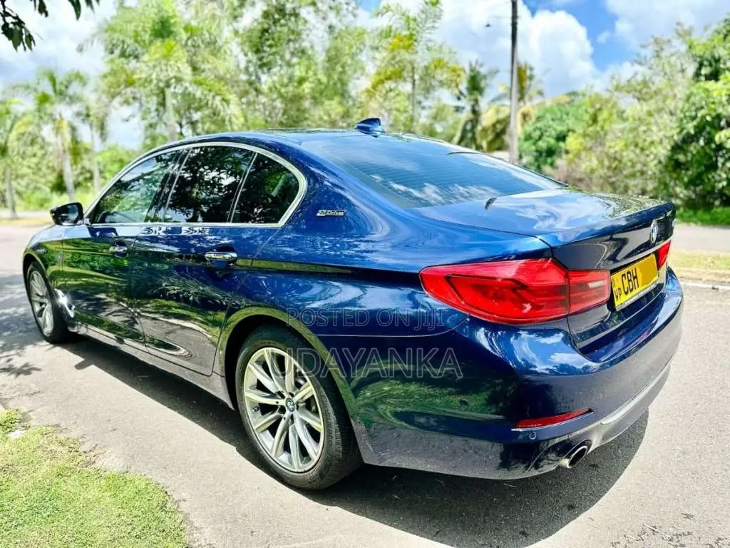 BMW 530e 2018 Car (Used)