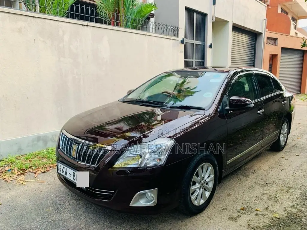 Toyota Premio 2013 Car (Used)