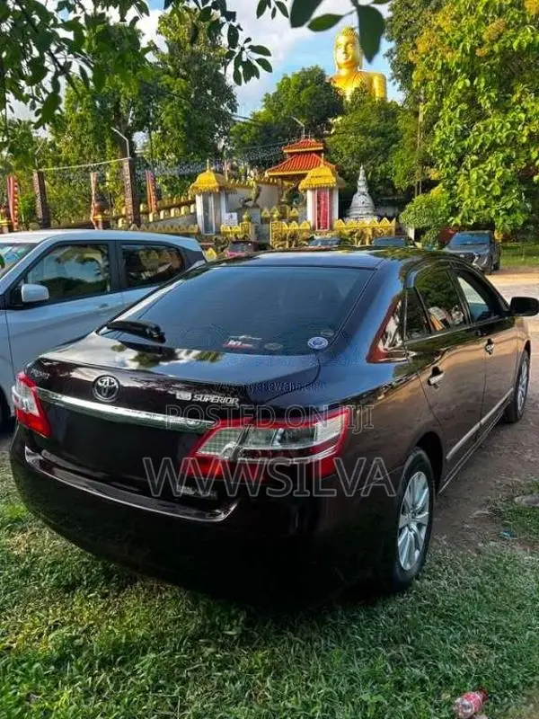 Toyota Premio 2012 Car (Used)