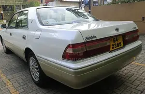 Toyota Crown 1996 Car (Used)