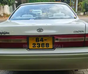 Toyota Crown 1996 Car (Used)