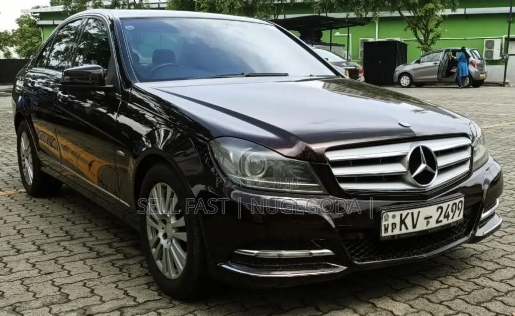 Mercedes-Benz C180 2013 Car (Used)
