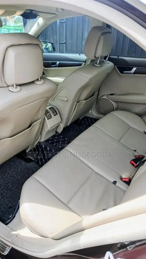 Mercedes-Benz C180 2013 Car (Used)