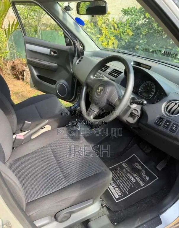 Suzuki Swift 2010 Car (Used)