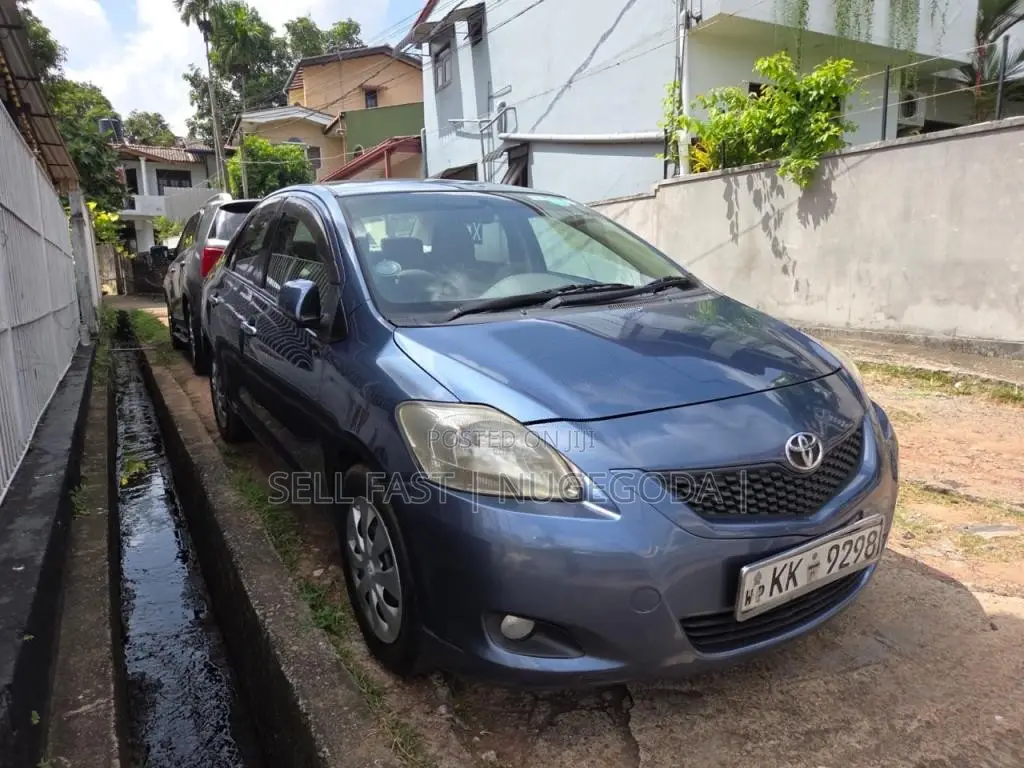 Toyota Belta 2008 Car (Used)