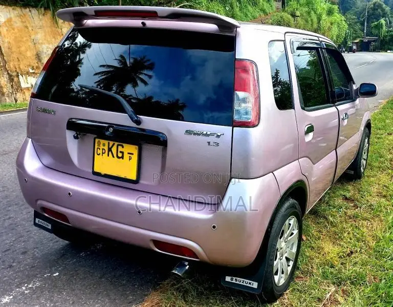 Suzuki Swift 2004 Car (Used)
