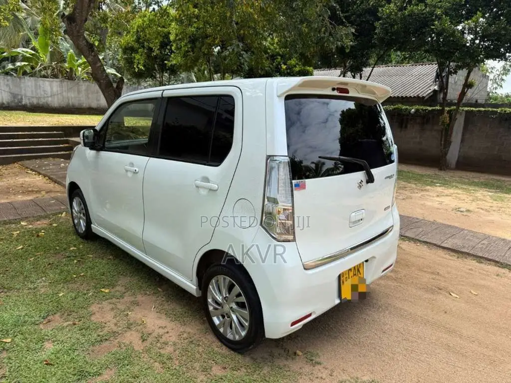 Suzuki Wagon R Stingray 2014 Car (Used)