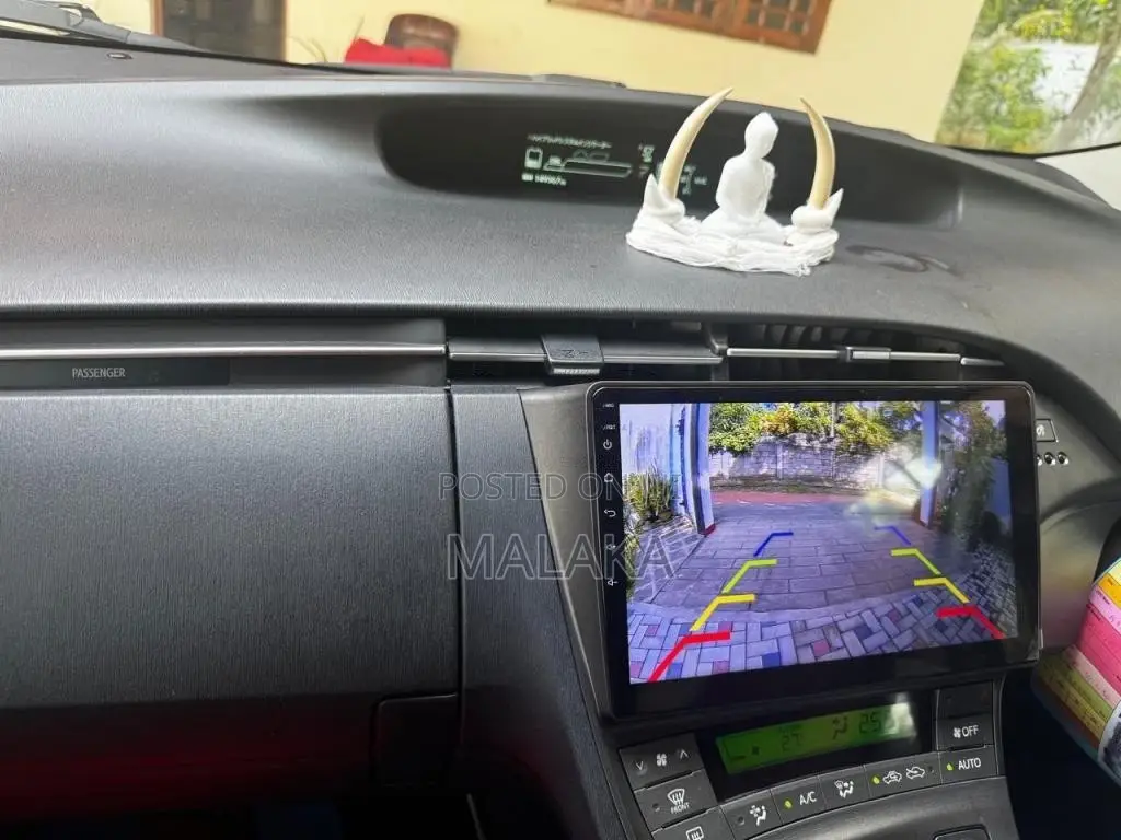 Toyota Prius G Grade 3rd Generation 2016 Car (Used)