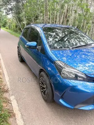 Toyota Vitz 2014 Car (Used)
