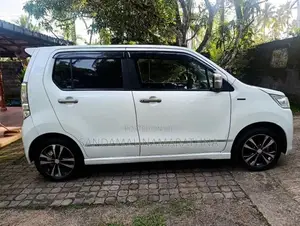 Suzuki Wagon R Stingray 2015 Car (Used)