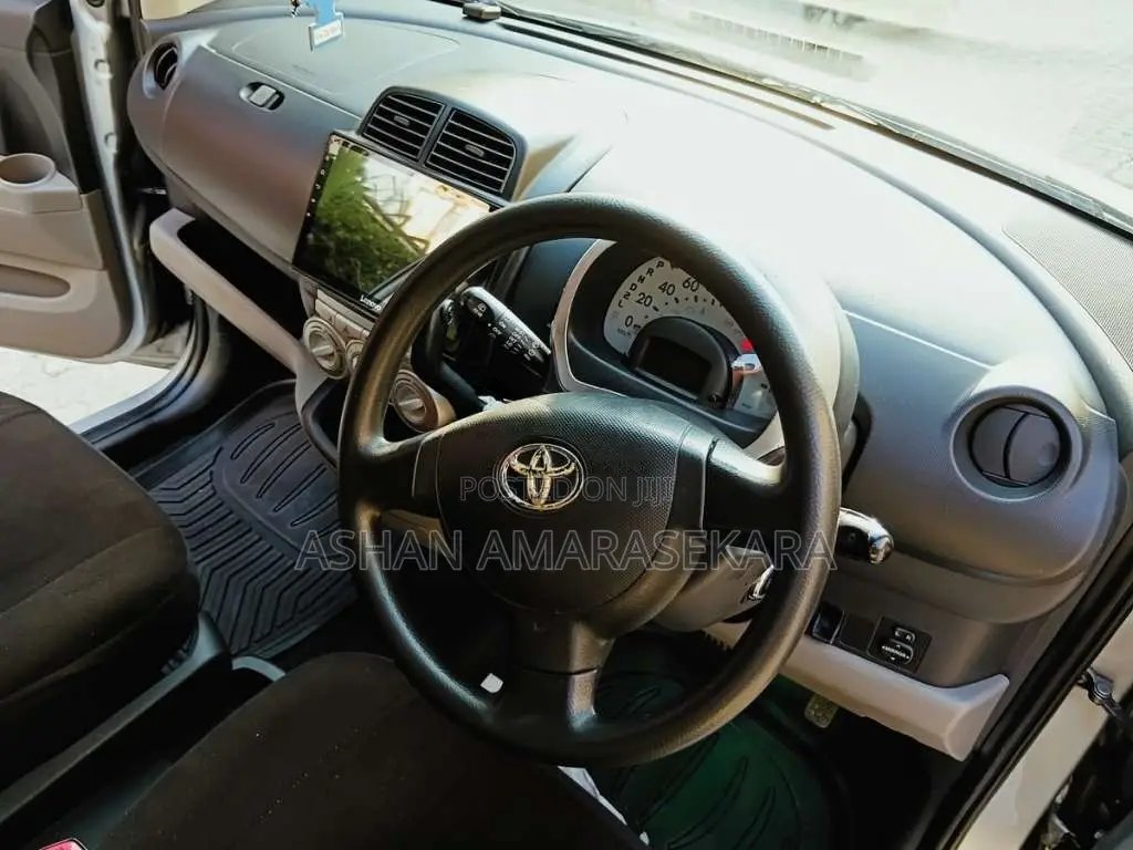 Toyota Passo 2004 Car (Used)
