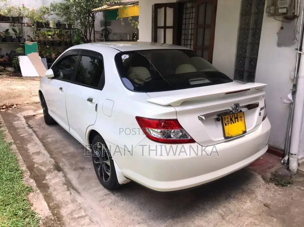 Honda Fit Aria Gd8 2008 Car (Used)