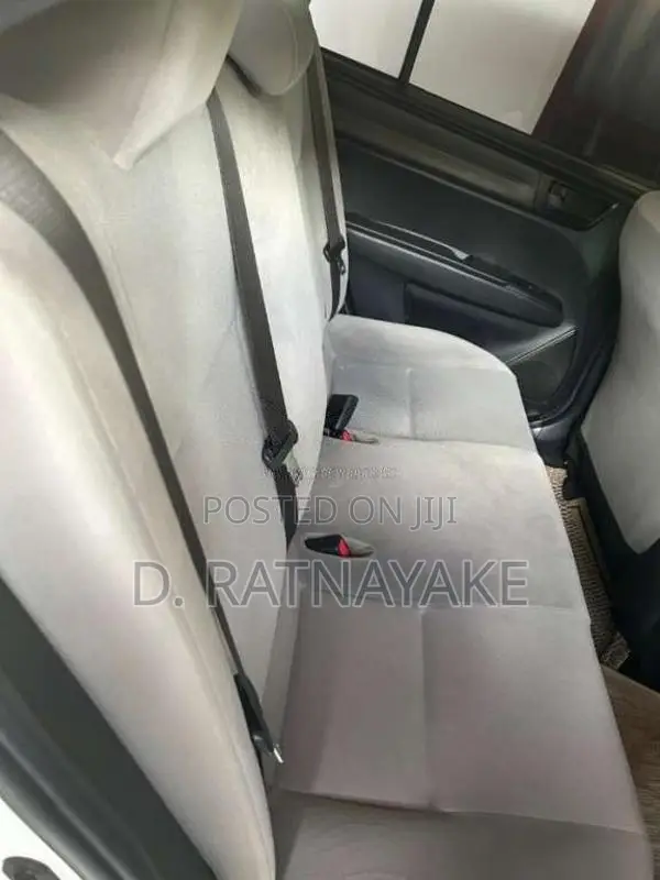 Toyota Axio 2017 Car (Used)