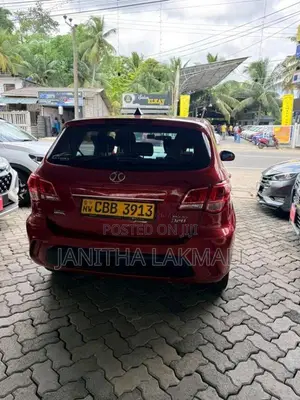 Micro D 20 2018 Car (Used)