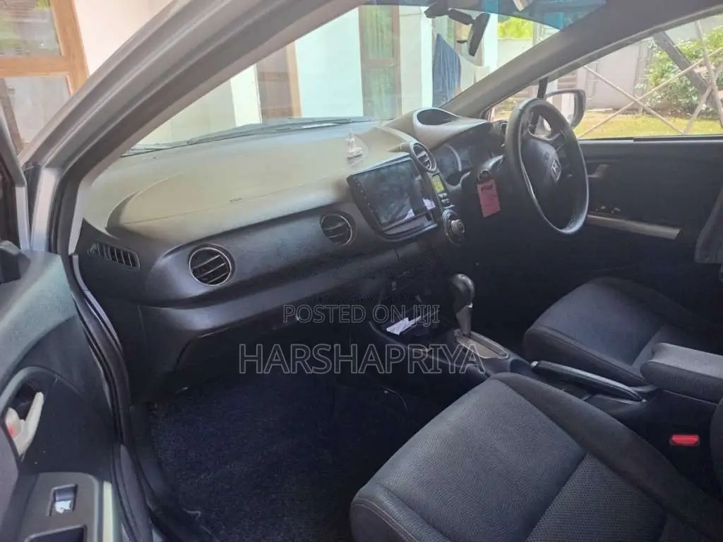Honda Insight ZE2 2011 Car (Used)