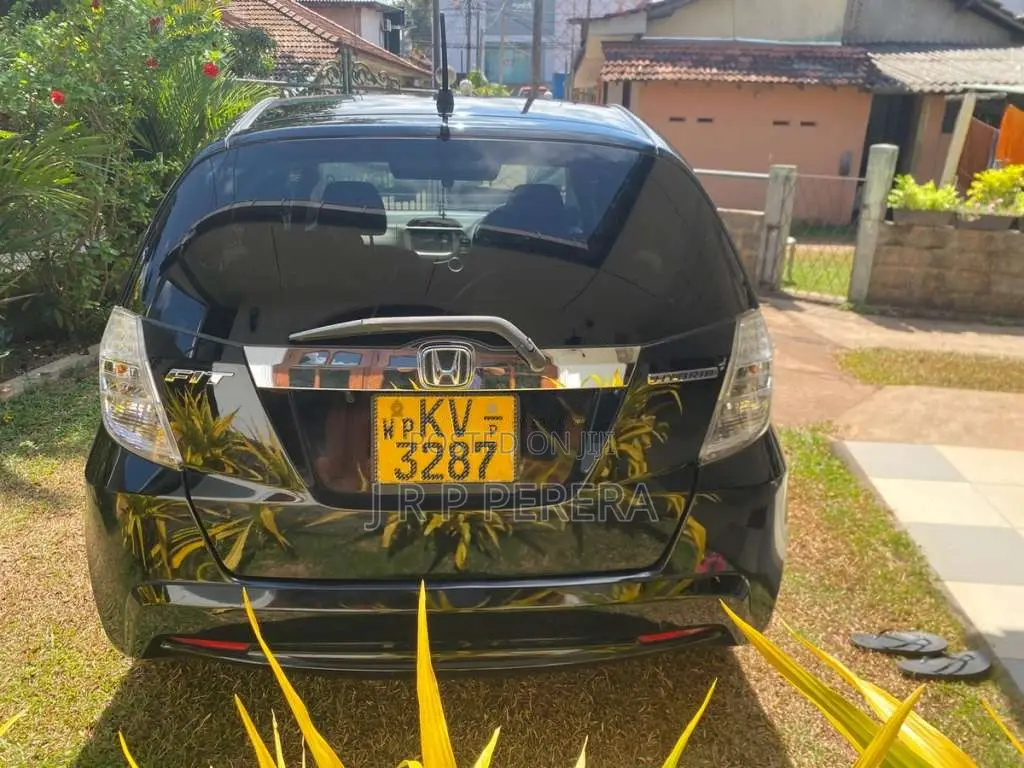 Honda FIT GP1 2012 Car (Used)