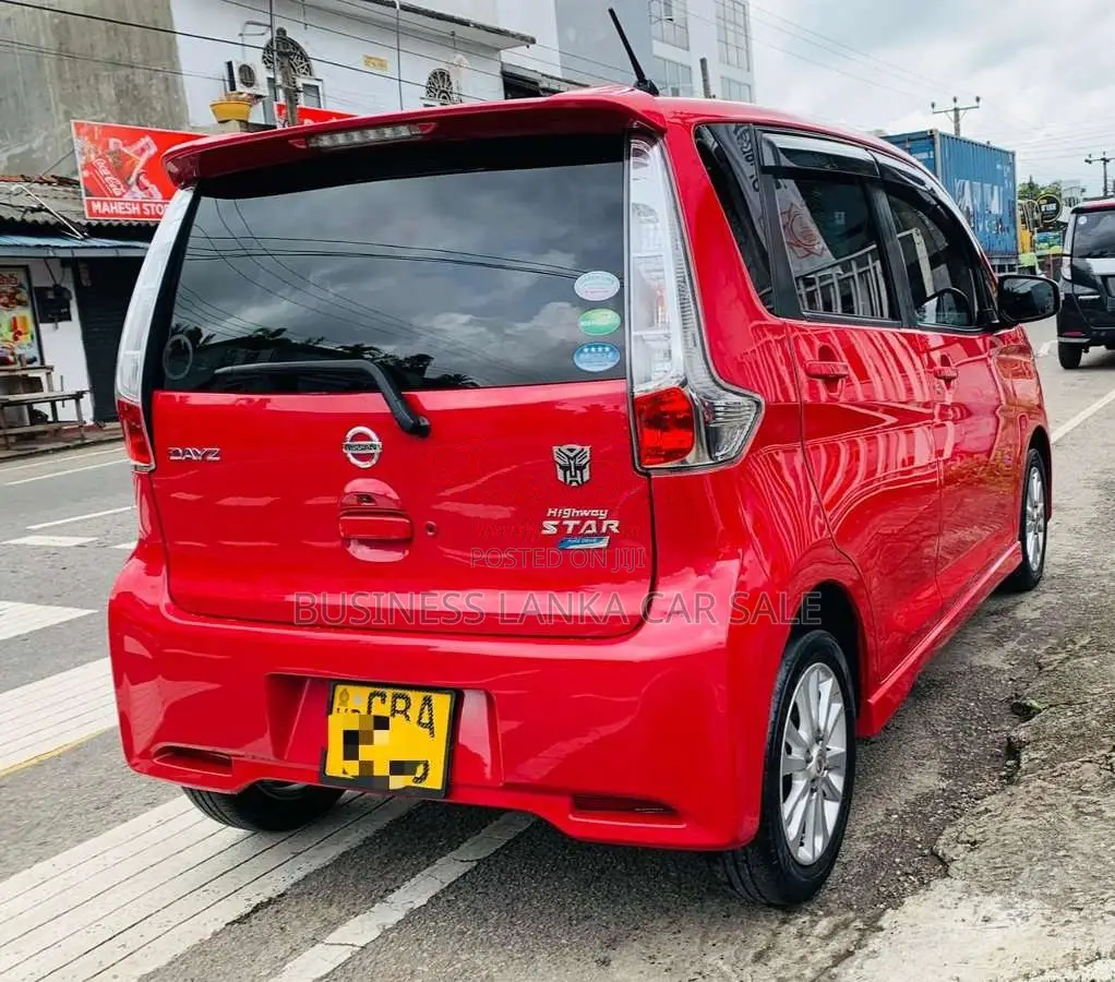Nissan Dayz Highway Star 2015 Car (Used)