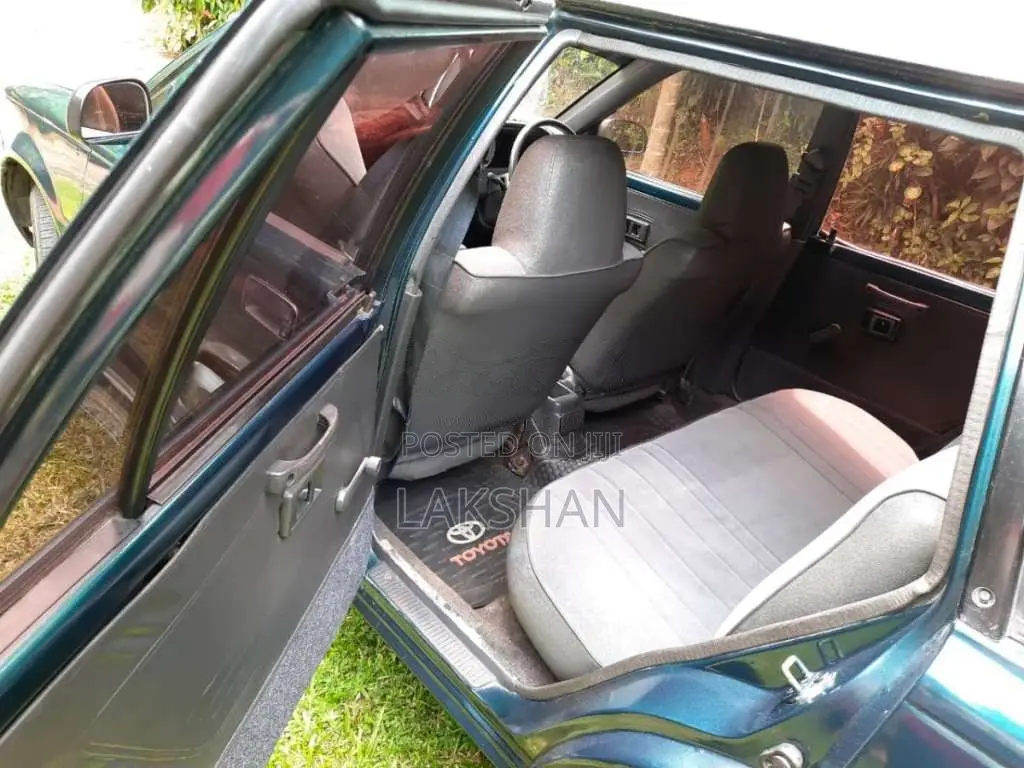 Toyota Corolla DX Wagon EE98 1990 Car (Used)