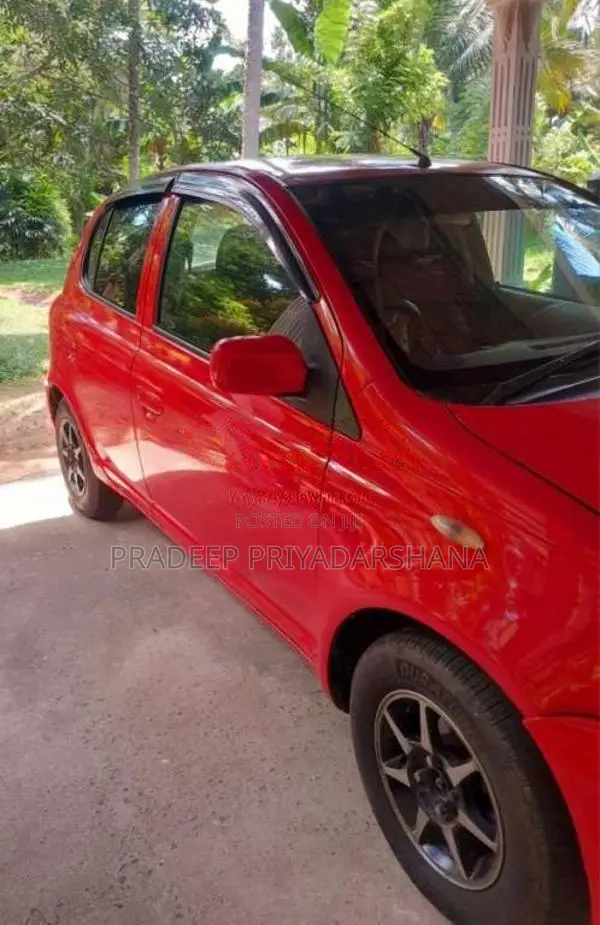 Toyota Vitz 1999 Car (Used)