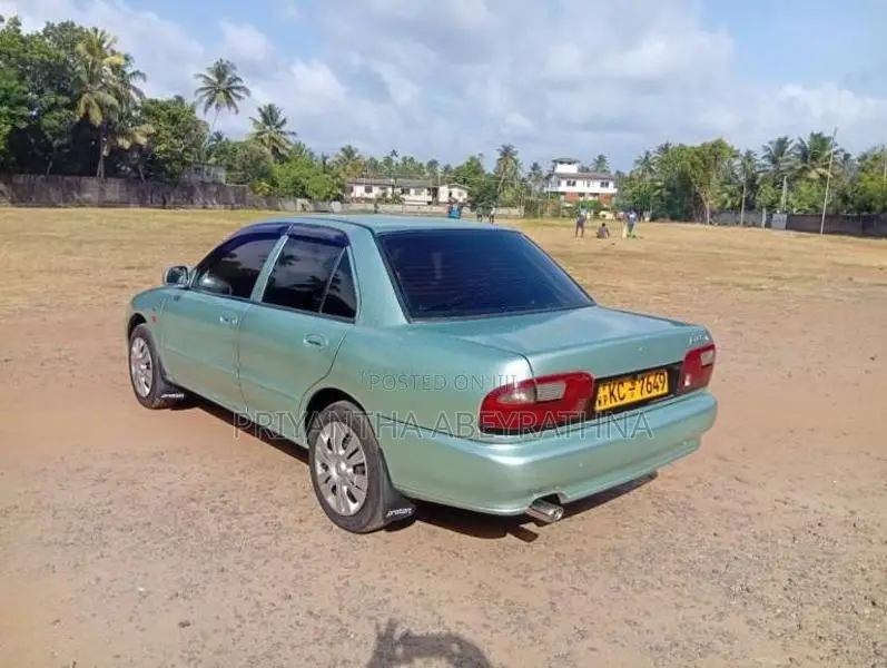 Proton Wira 2004 Car (Used)