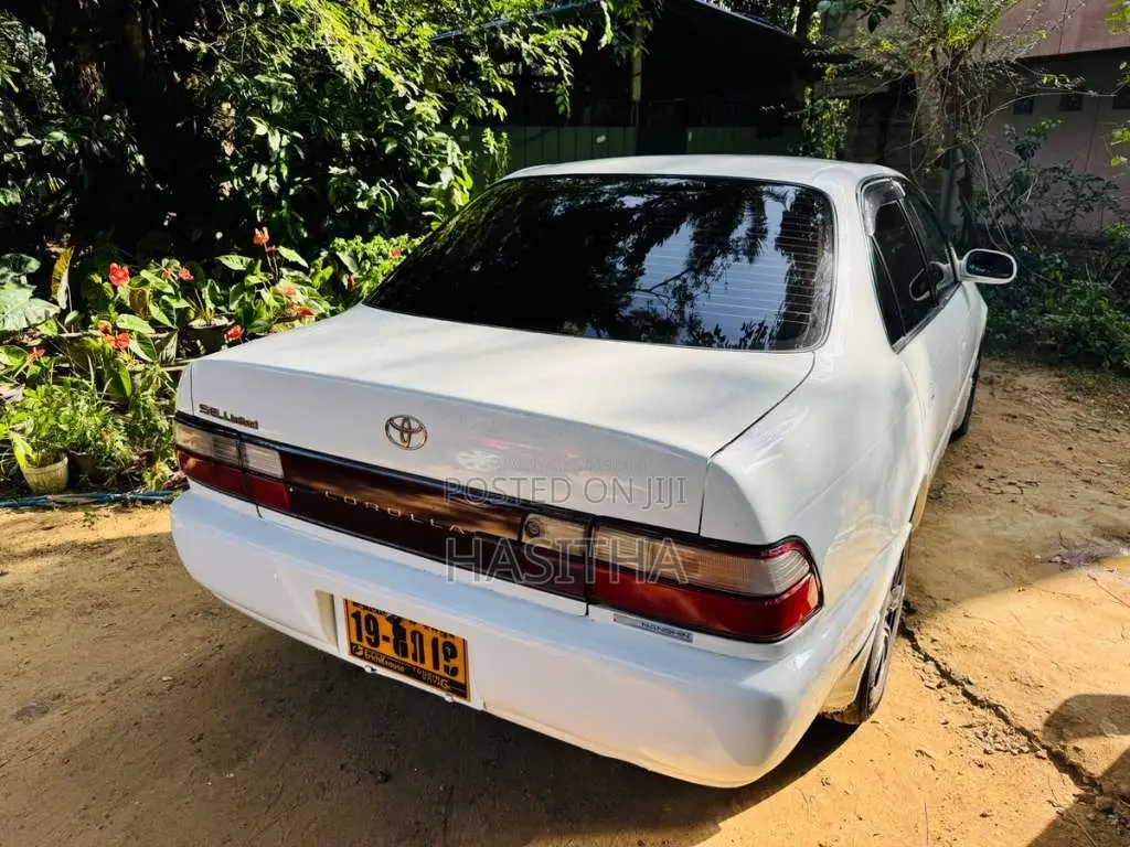 Toyota Corolla AE100 Se Limited Gold Badge 1993 Car (Used)