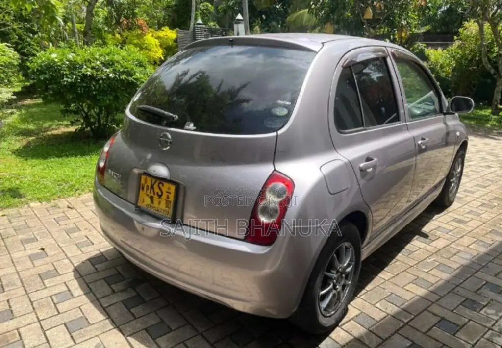 Nissan March 2010 Car (Used)