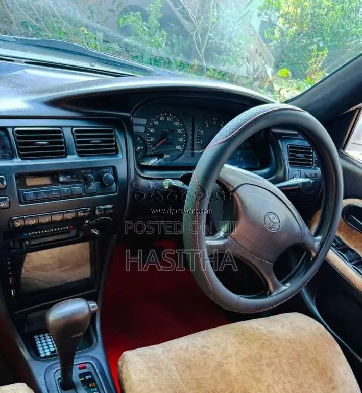 Toyota Corolla AE100 Se Limited Gold Badge 1993 Car (Used)