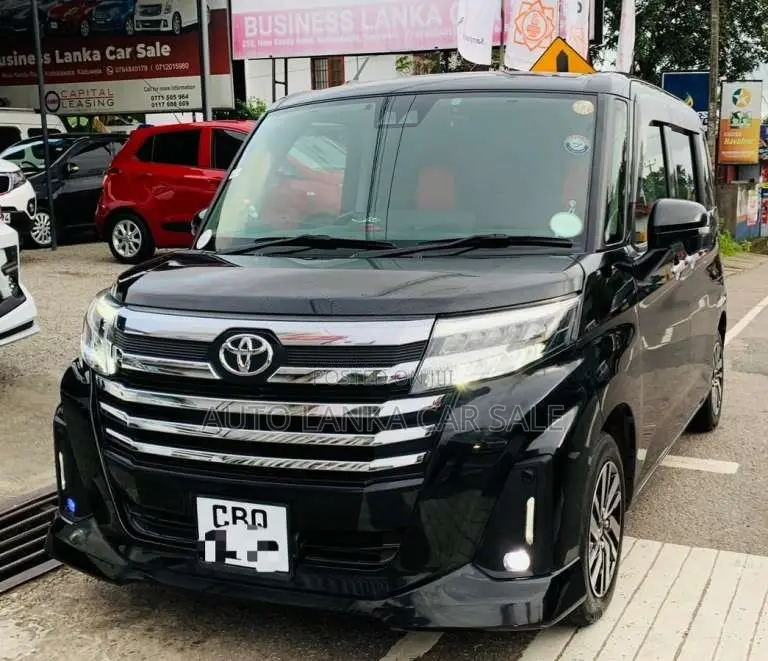 Toyota Roomy Custom X 2024 Car (Used)