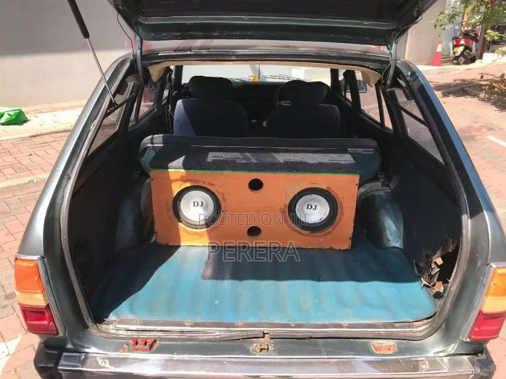 Mitsubishi Lancer 1982 Car (Used)