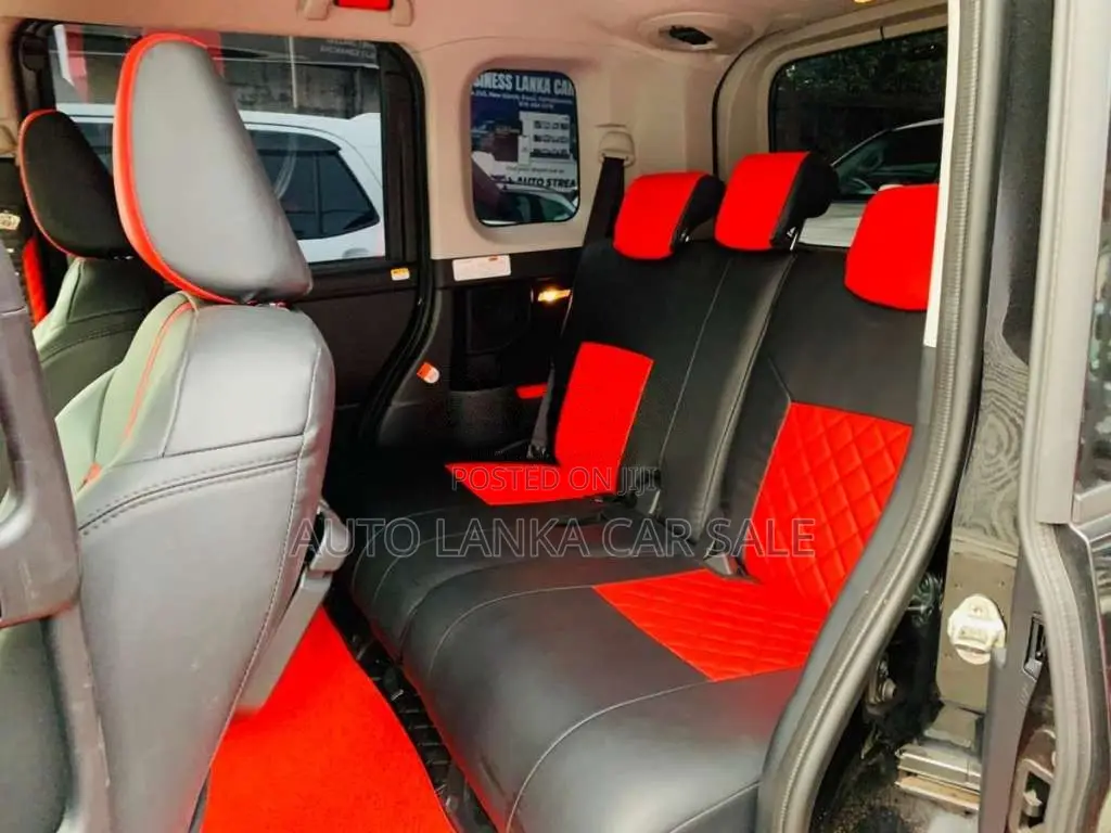 Toyota Roomy Custom X 2024 Car (Used)