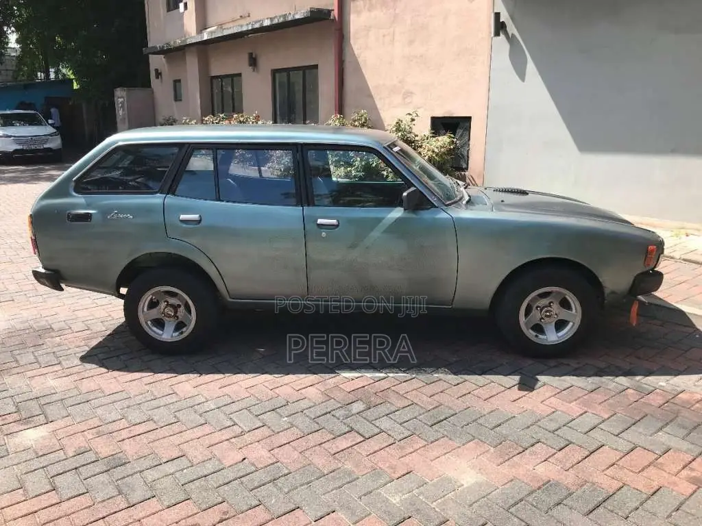 Mitsubishi Lancer 1982 Car (Used)
