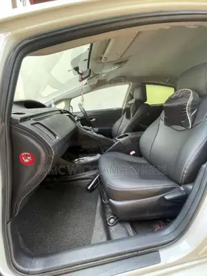 Toyota Prius 2012 Car (Used)