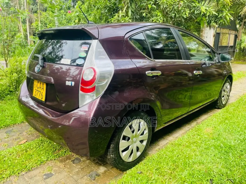 Toyota Aqua S 2014 Car (Used)