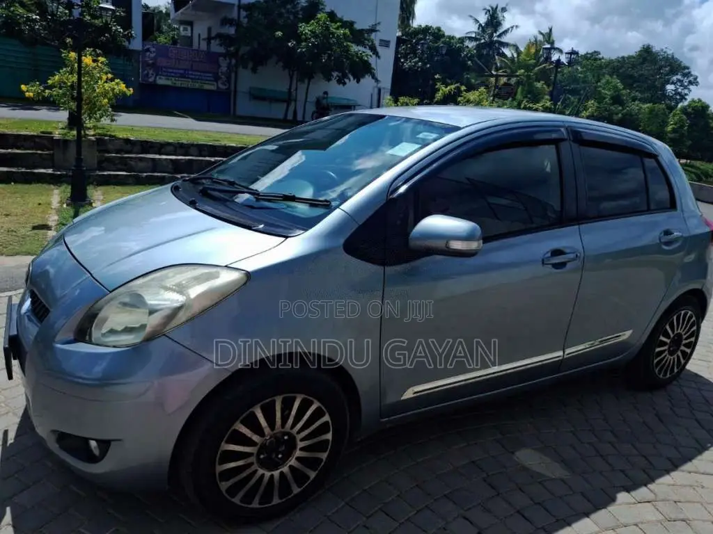 Toyota Vitz Scp90 2007 Car (Used)