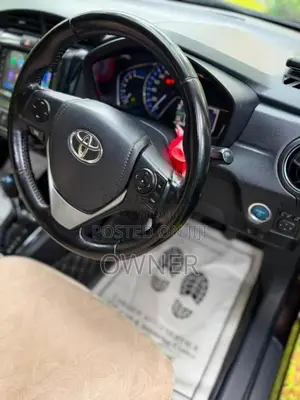 Toyota Axio G Grade 2015 Car (Used)