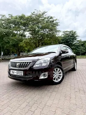 Toyota Premio 2013 Car (Used)