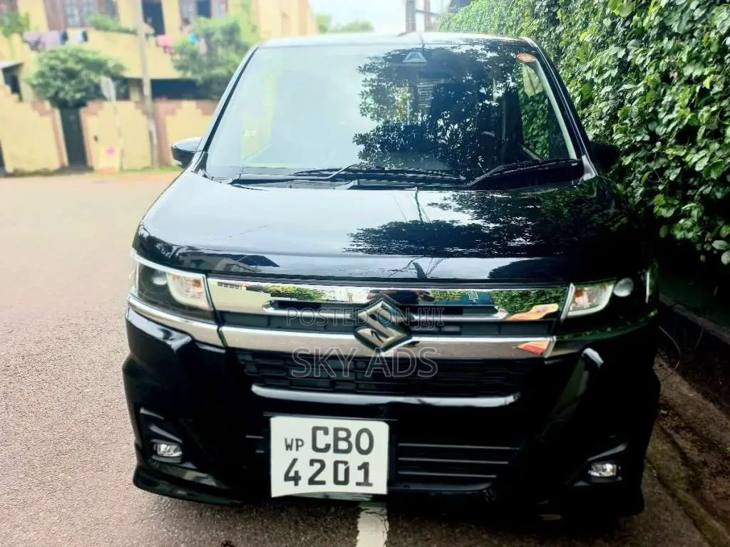 Suzuki Wagon R Custom ZX 2024 Car (Used)