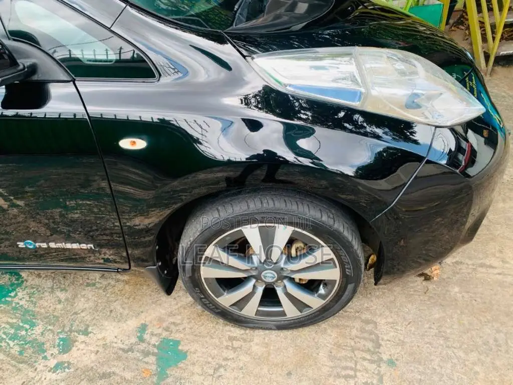 Nissan Leaf Azeo 2013 Car (Used)