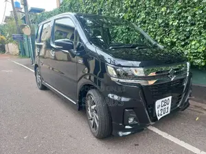 Suzuki Wagon R Custom ZX 2024 Car (Used)