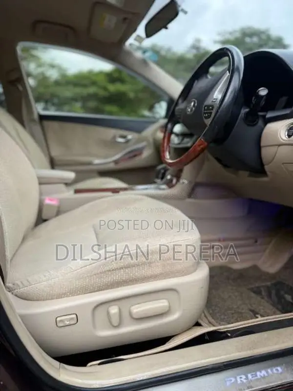 Toyota Premio 2013 Car (Used)